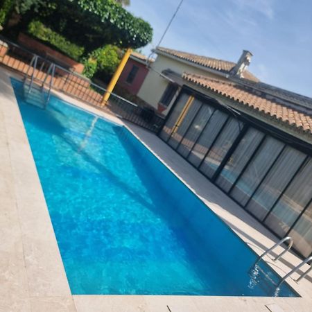 Casa Villa Ladi Umbrete Екстер'єр фото