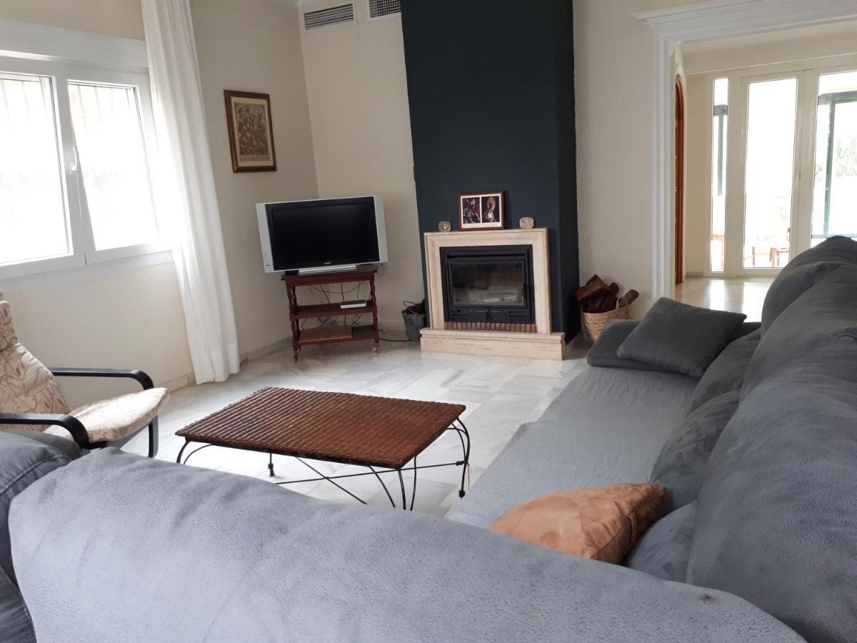 Casa Villa Ladi Umbrete Екстер'єр фото